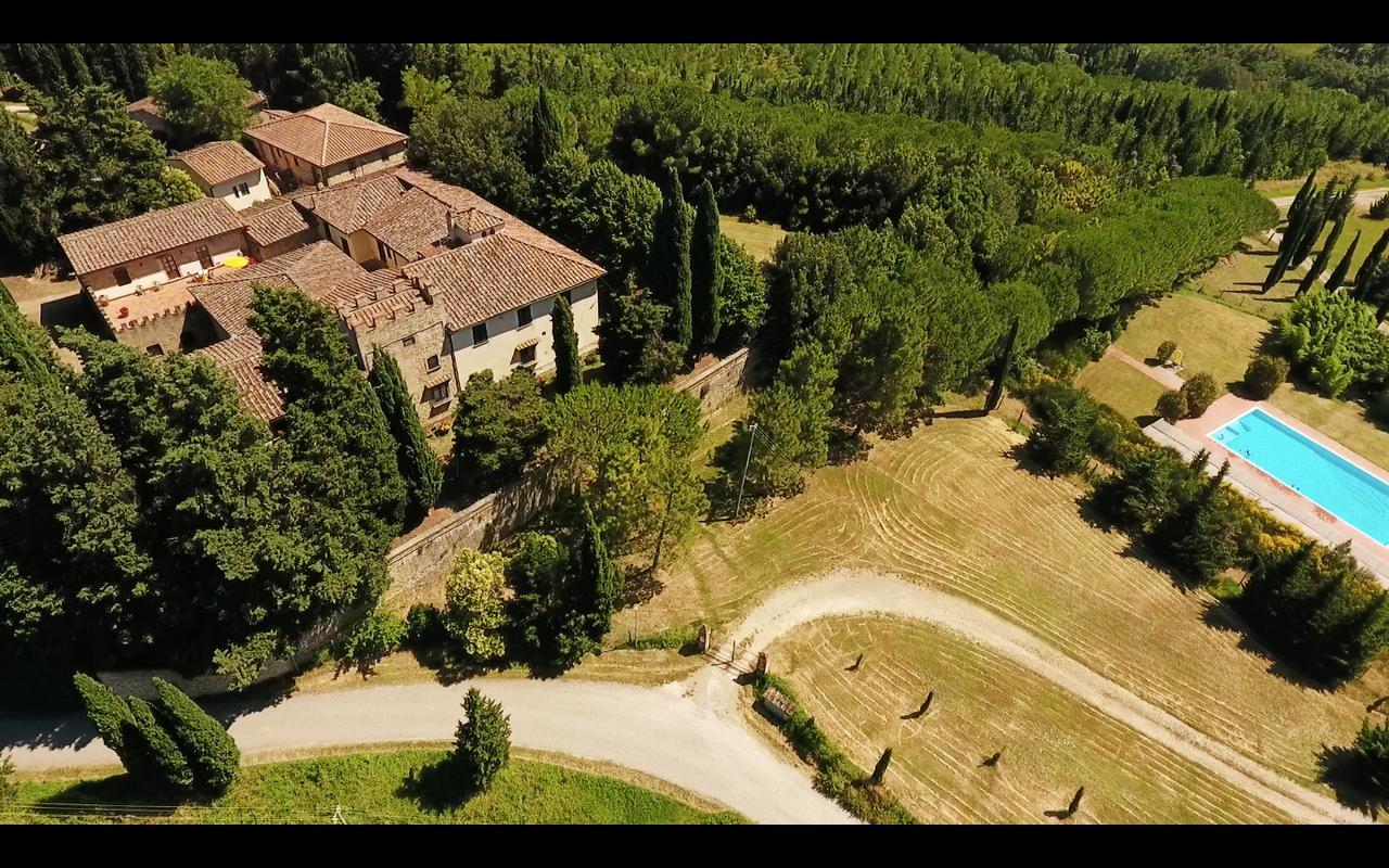 モンテスペルトリCastello Di Fezzanaアパートメント エクステリア 写真