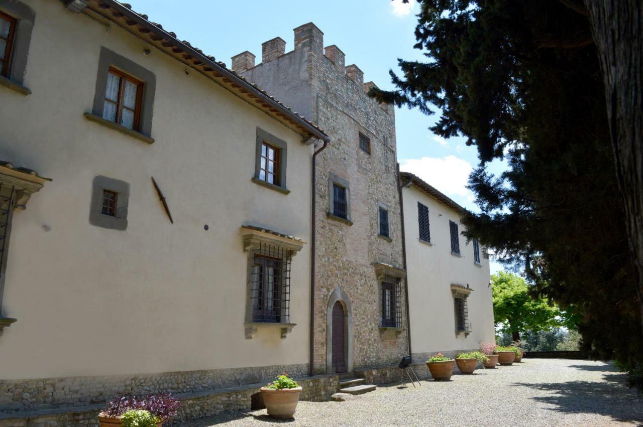 モンテスペルトリCastello Di Fezzanaアパートメント エクステリア 写真