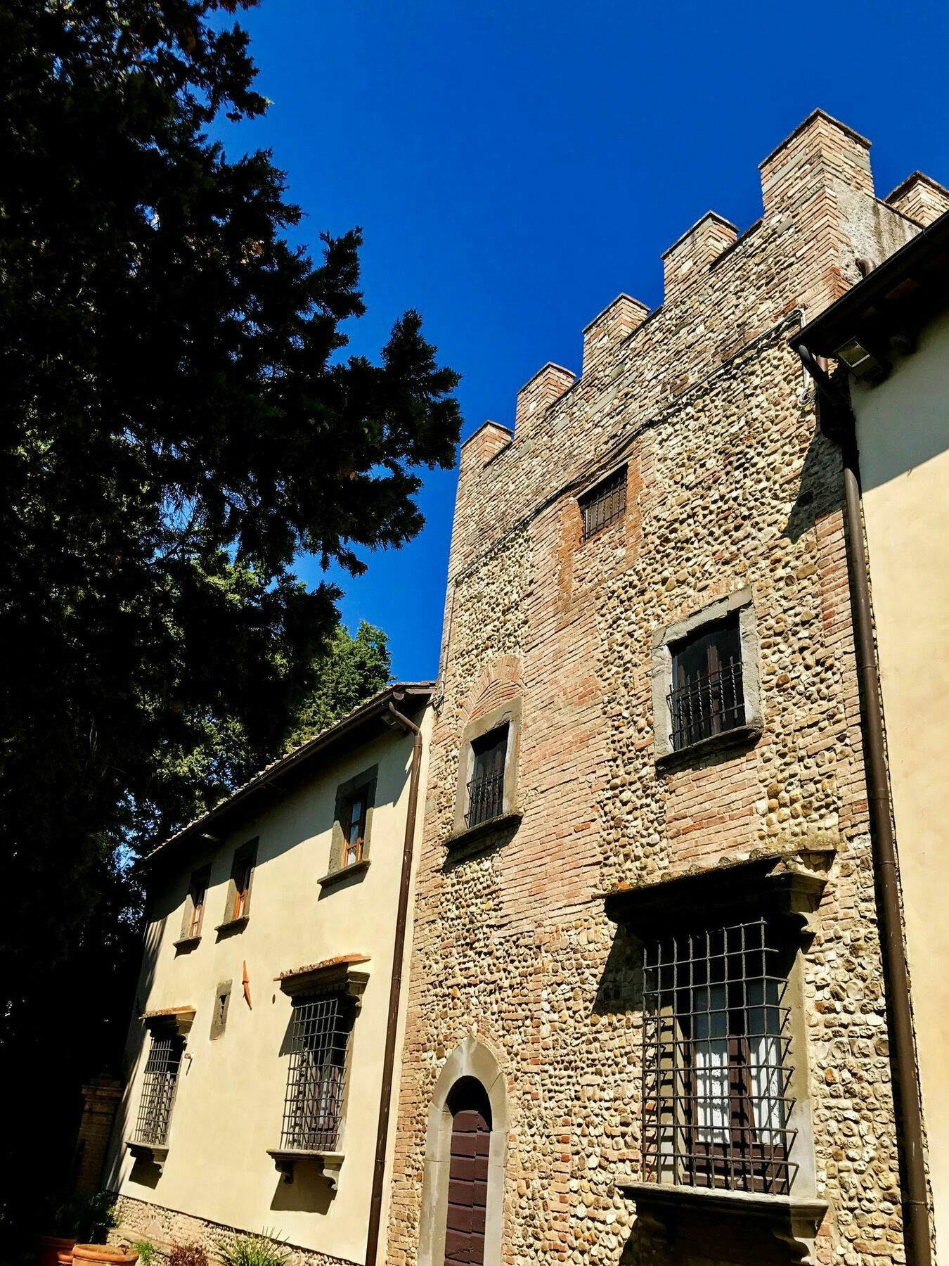 モンテスペルトリCastello Di Fezzanaアパートメント エクステリア 写真