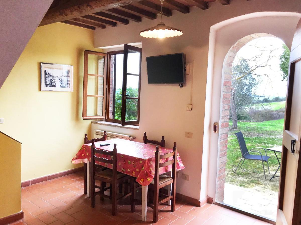 モンテスペルトリCastello Di Fezzanaアパートメント 部屋 写真